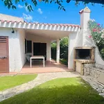 Mariella Villa